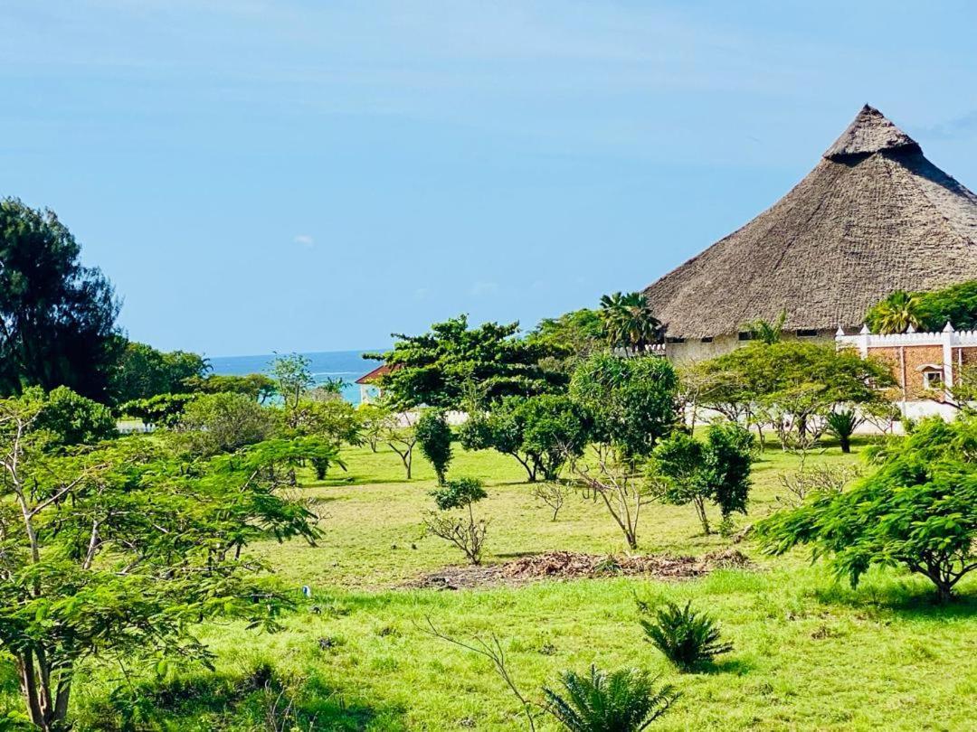 The Bali Resort Zanzibar Pingwe Buitenkant foto