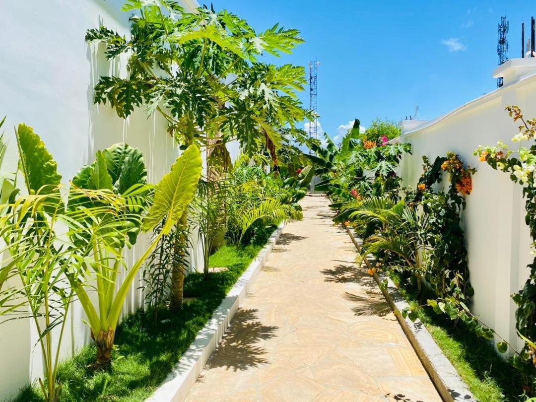 The Bali Resort Zanzibar Pingwe Buitenkant foto